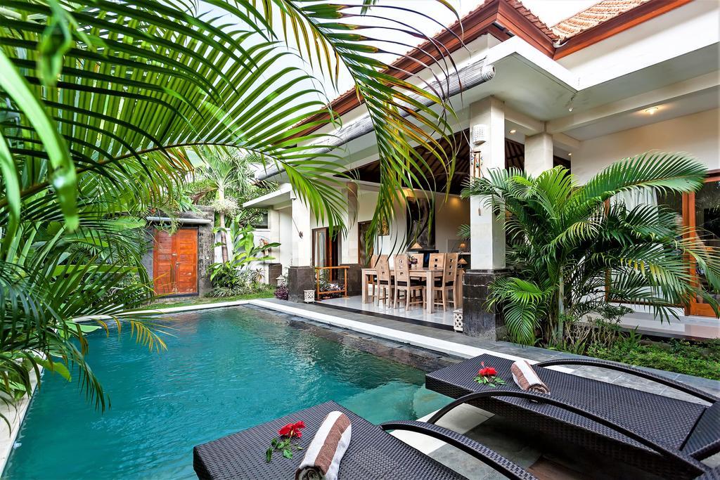 Rumah Indah Villa Seminyak Buitenkant foto
