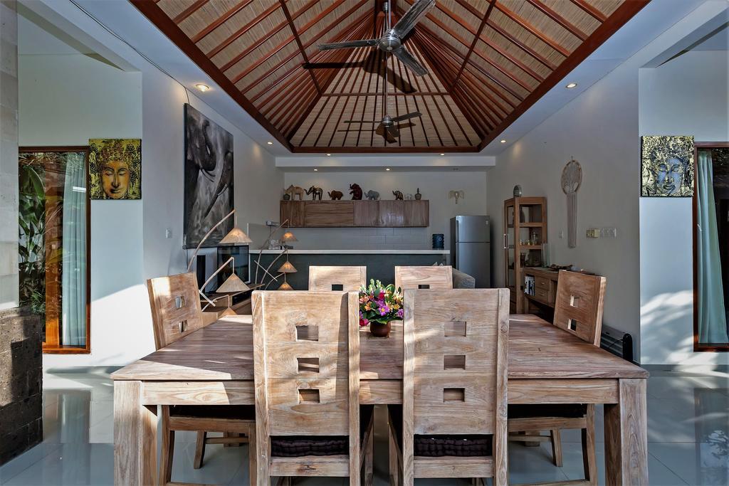 Rumah Indah Villa Seminyak Buitenkant foto