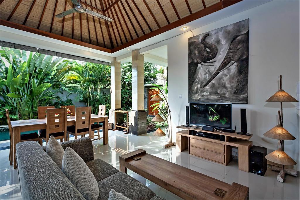 Rumah Indah Villa Seminyak Buitenkant foto
