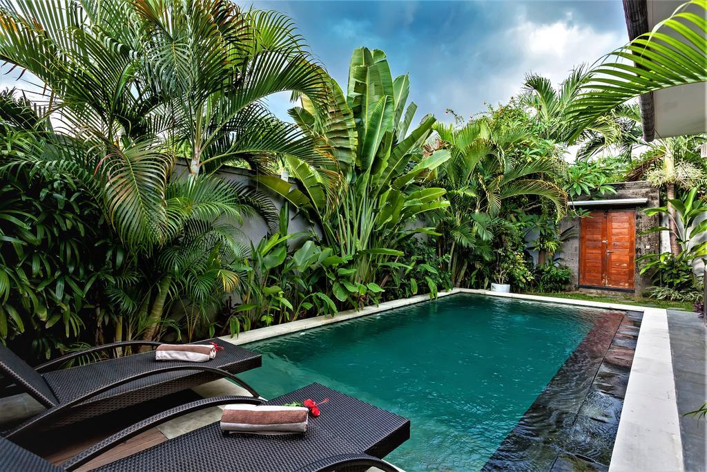 Rumah Indah Villa Seminyak Buitenkant foto