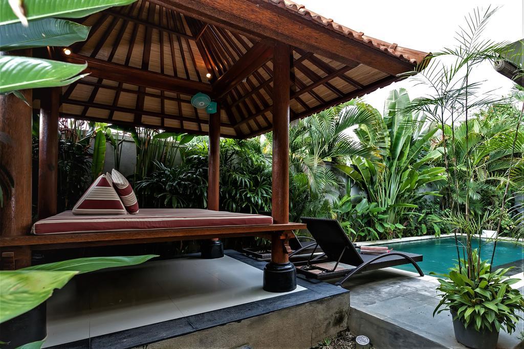 Rumah Indah Villa Seminyak Buitenkant foto