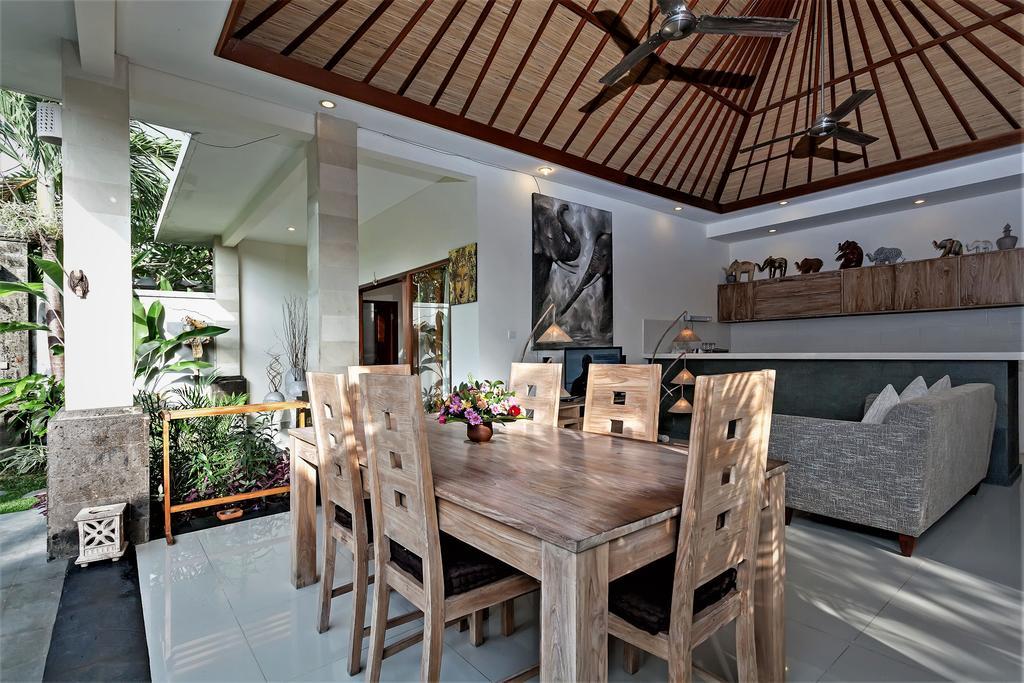 Rumah Indah Villa Seminyak Buitenkant foto