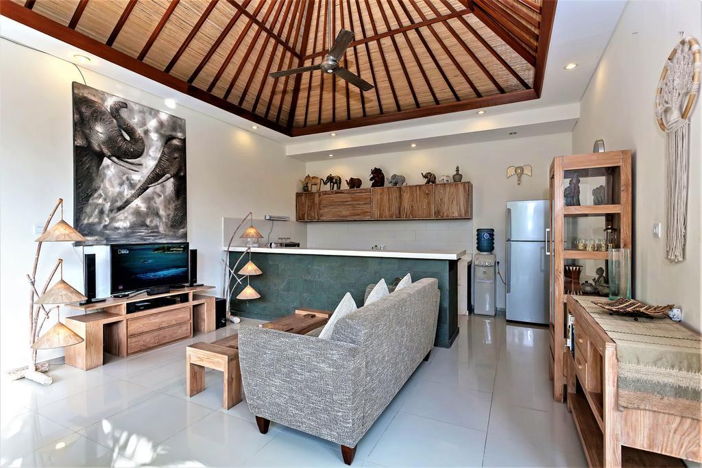 Rumah Indah Villa Seminyak Buitenkant foto