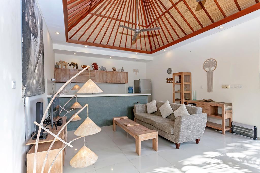 Rumah Indah Villa Seminyak Buitenkant foto